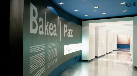 Museo de la paz de Gernika - Gernikako Bakearen Museoa, Guernica y Luno