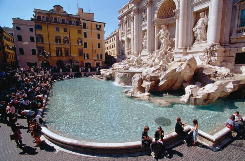 Trevi Fountain, Roma