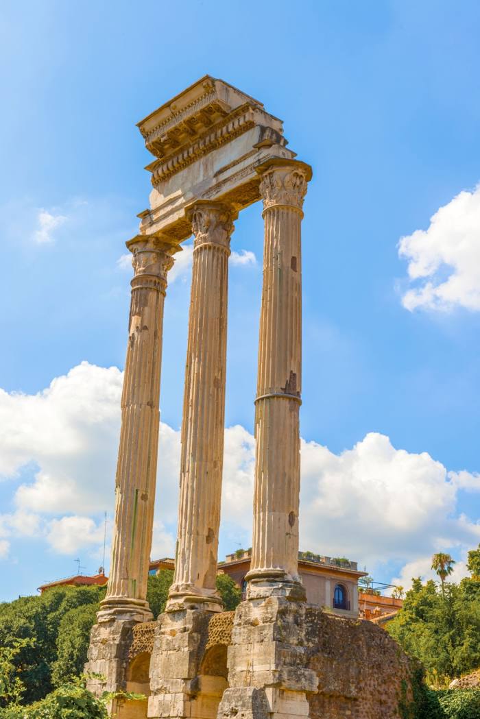 Храм Диоскуров, Рим