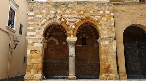 Portico dei Cavalieri Templari, 
