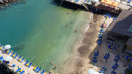 Leonelli's beach, Piano di Sorrento