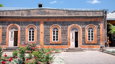 Hovhannes Shiraz home and museum, Gümrü