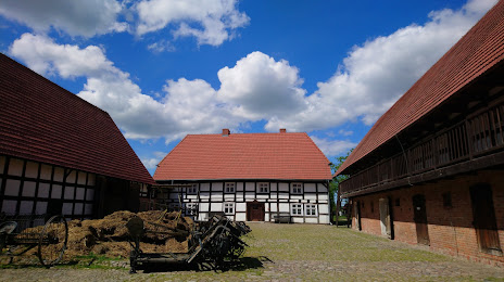 Muzeum Kultury Ludowej Pomorza w Swołowie, Slupsk