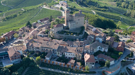 Castello di Serralunga d'Alba, Alba
