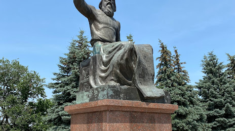 The monument to Vladimir Monomakh, Πριλούκι