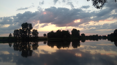 Jezioro Biskupickie, Gniezno