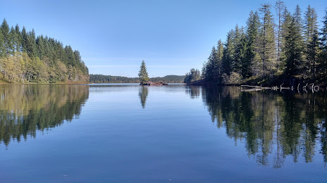 Beavertail Lake, Campbell River