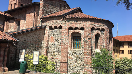 Pulcherada Abbey, San Mauro Torinese