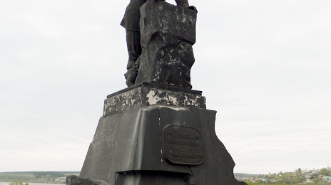 Памятник графу Шувалову, 