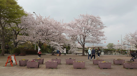 Shimizu Funakoshi Zutsumi Park, 