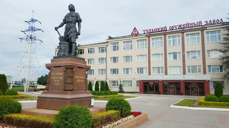 Monument to Peter I, Tula