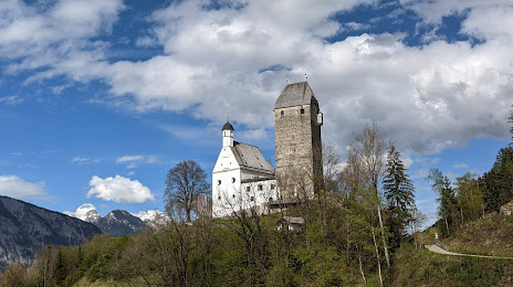 Burg Freundsberg, Швац
