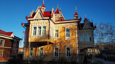 Dom S Zhar-Ptitsami, Tomsk