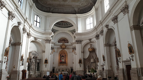 Duomo di Serravalle chiesa collegiata prepositurale di Santa Maria Nova, Vittorio Veneto
