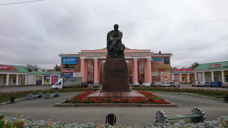 Pamyatnik T.g. Shevchenko, Orsk