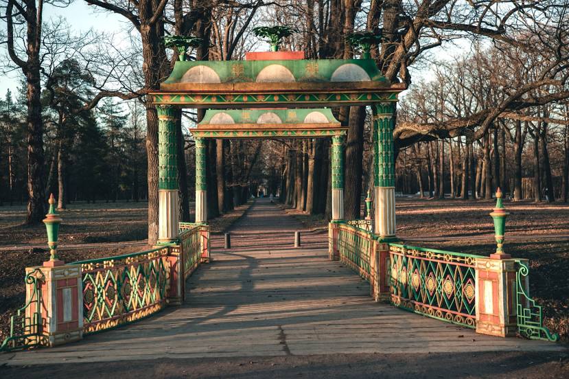 Pushkinskiy Park, Towarkowo