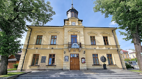 Rathaus in Neumarkt und das Podhale Museum, Nowy Targ
