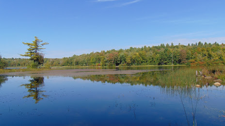 Lac Jérôme Natural Park, 