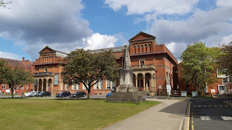 Salford Museum and Art Gallery, 