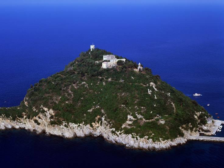 Isola Gallinara, Alassio