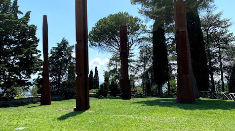 The Todi Columns, Todi
