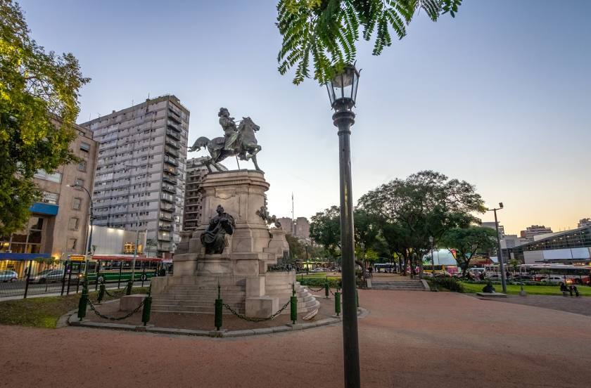 Plaza Italia, 