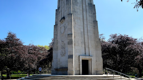 War Memorial, 