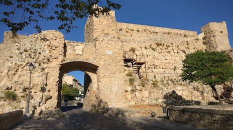 Muralla y Arco de Bezudo, Cuenca