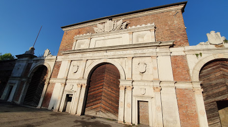 Porta Vescovo Verona, Verona