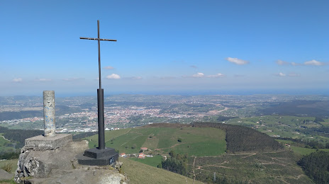 Monte Dobra, Los Corrales de Buelna