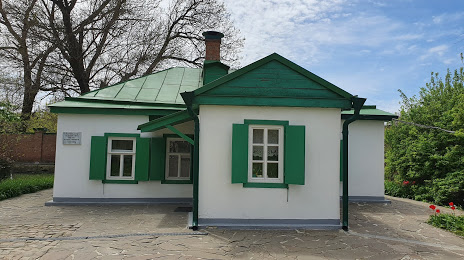 Chekhov's house, 
