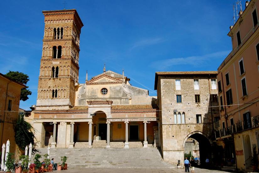 Duomo di Terracina - Concattedrale di San Cesareo, Terracina
