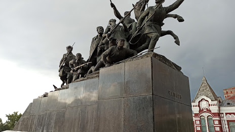 Памятник Василию Чапаеву, 
