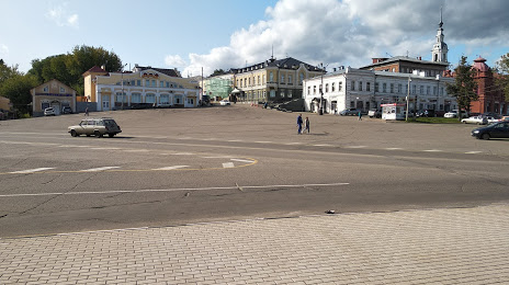 Площадь Революции, Заволжск