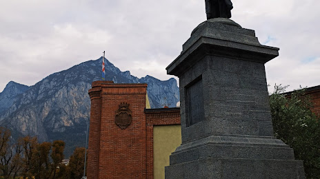 Monumento Antonio Stoppani, Valmadrera
