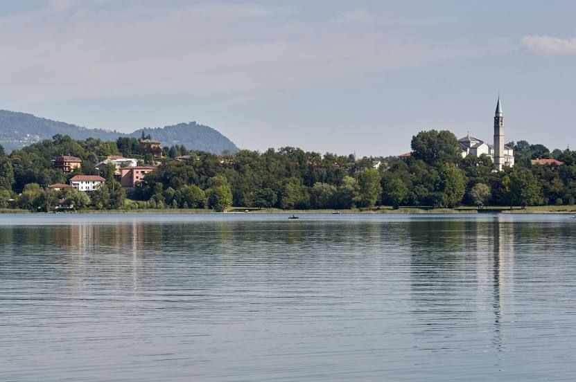 Lake of Pusiano, 
