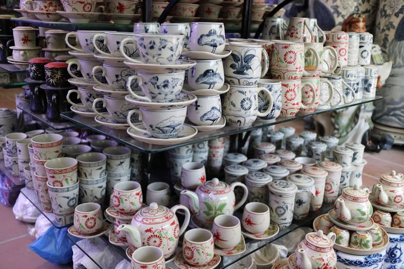Bat Trang pottery village market shares, 