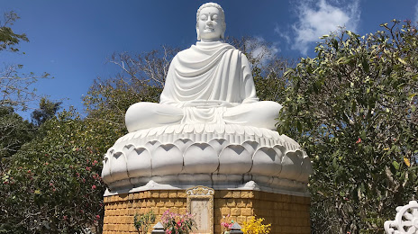 Chùa Hộ Pháp - Chùa Thích Ca Phật Đài, Tp. Vũng Tàu