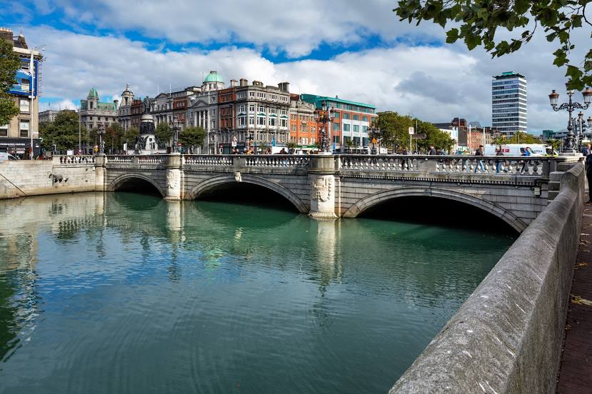 O'Connell Bridge, Dundrum