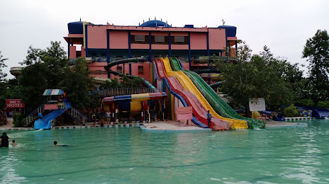 Pink Pearl Water Park, 