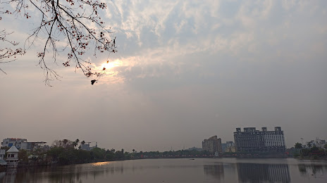 Gandhisagar Lake, 