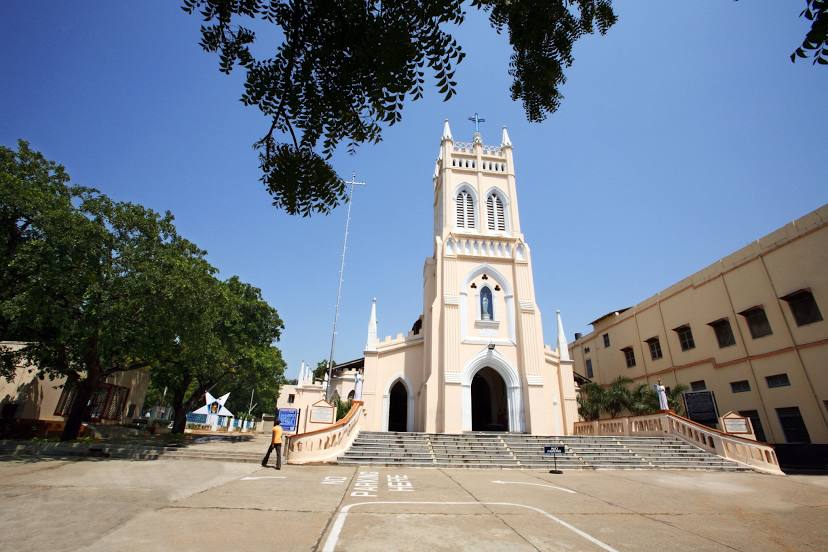 St Mary's Basilica, Σεκουντεραμπάντ