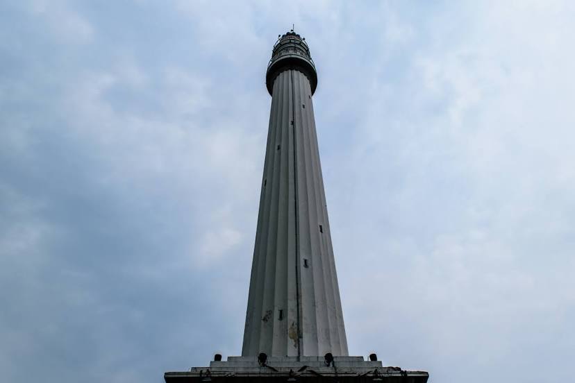 Shaheed Minar, 