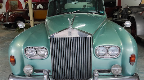 Auto World Vintage Car Museum, 