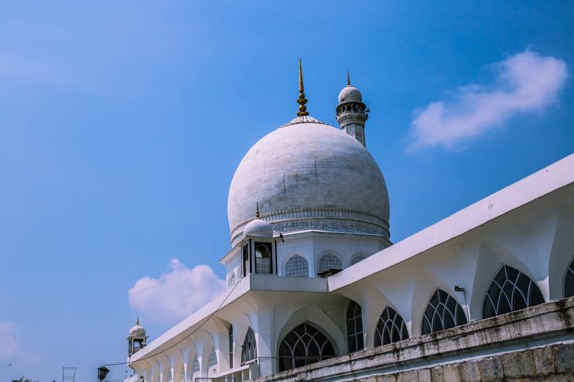 Hazratbal Masjid, Srinagar