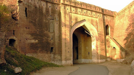 Bahadurgarh Fort, 