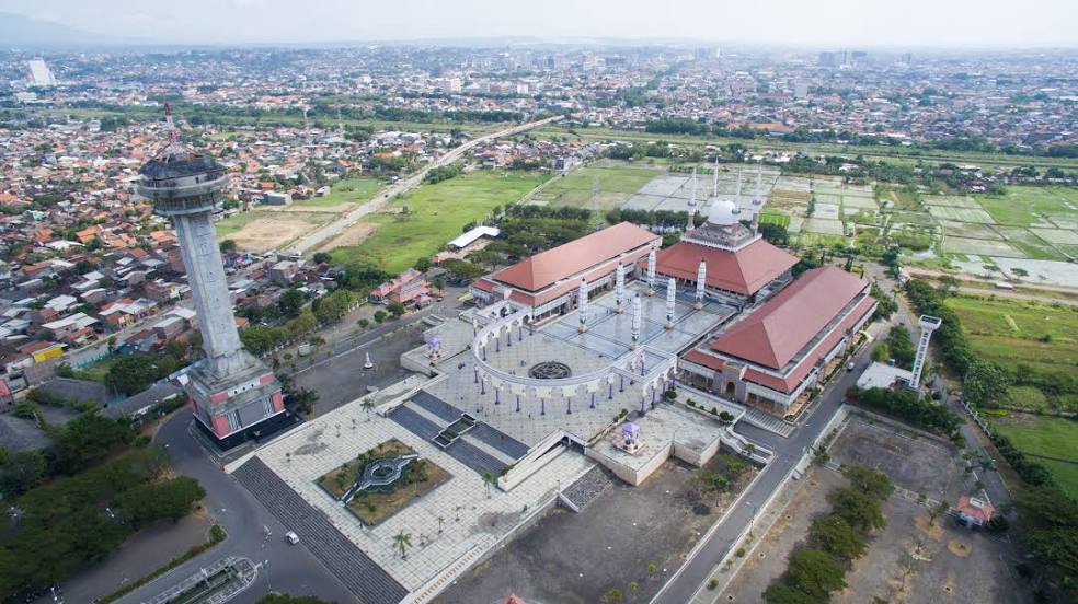 Masjid Agung Jawa Tengah (MAJT), Σεμάρανγκ