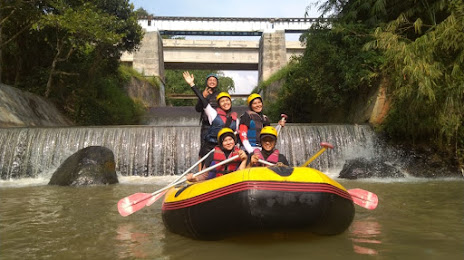 Rafting Cisadane Adventure, 