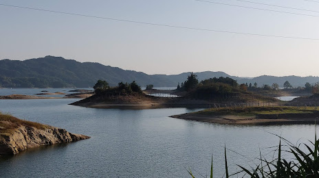 Tieshan Reservoir, 웨양 현