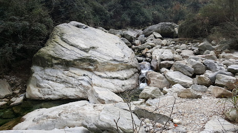 Lushan Bilongtan Scenic Area, 주장 시
